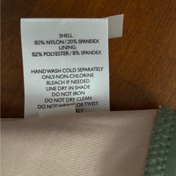 Women’s Longline Cutout Bikini Top Shade & Shore - Picture 4 of 8